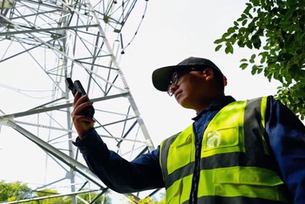 lt60h-phone-survey-grade-gnss-accuracy